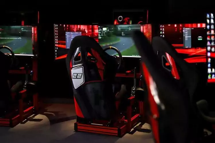 Reserva Automática de Simuladores para HISPEEDSIM